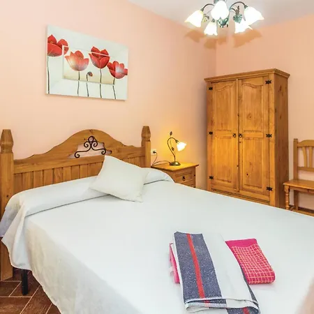 Pet Friendly In Periana